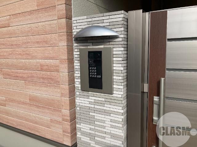 20/30 エントランス