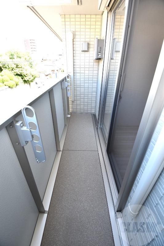 20/30 バルコニー