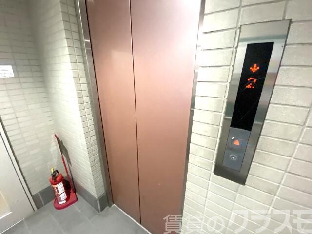 20/24 エントランス