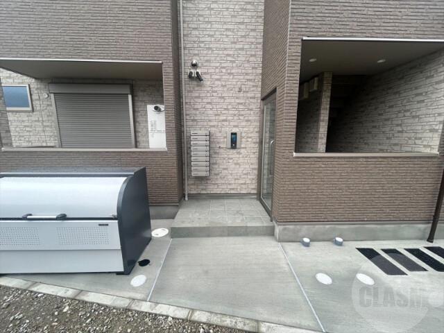 22/29 エントランス