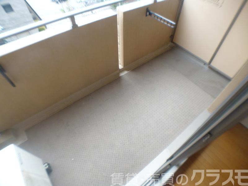 23/30 バルコニー