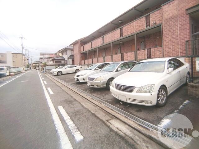 2/7 駐車場