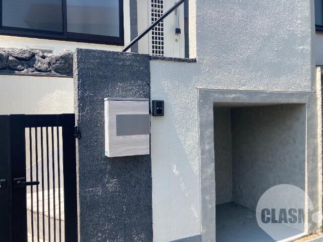 19/26 エントランス