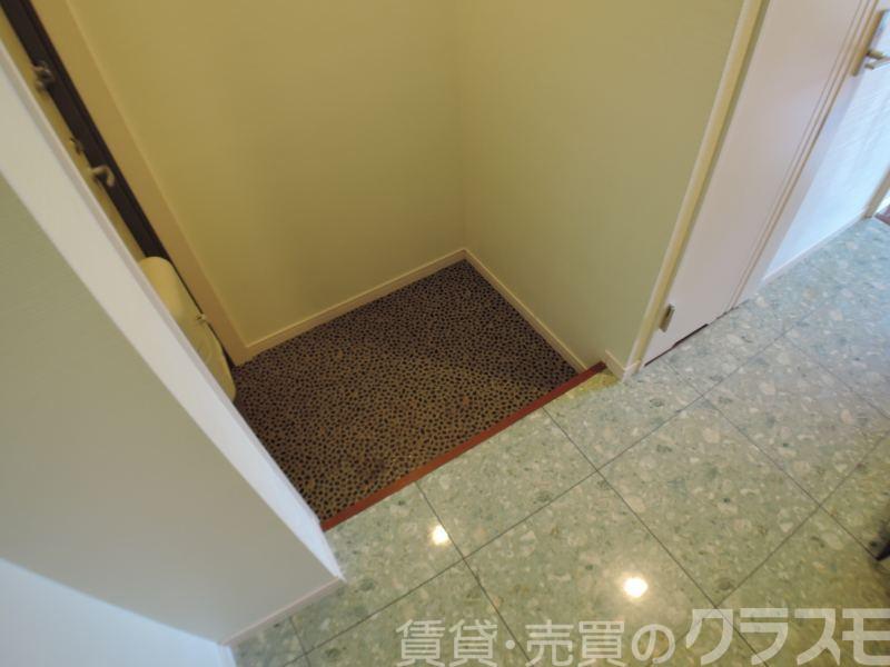 17/30 玄関