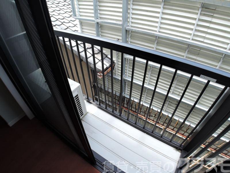 25/30 バルコニー