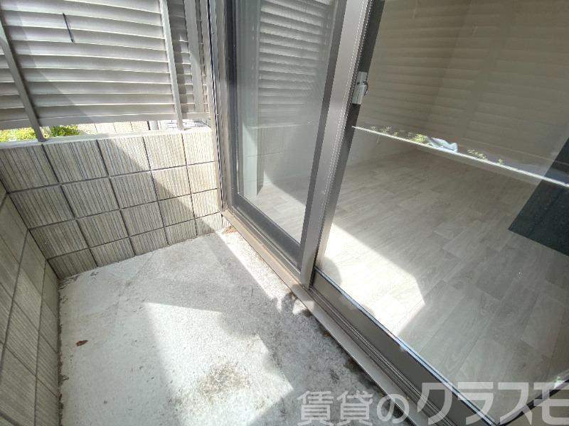 16/27 バルコニー