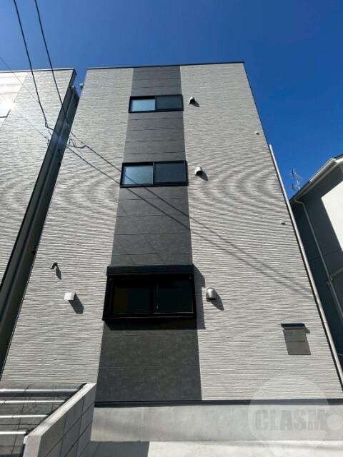 21/30 エントランス