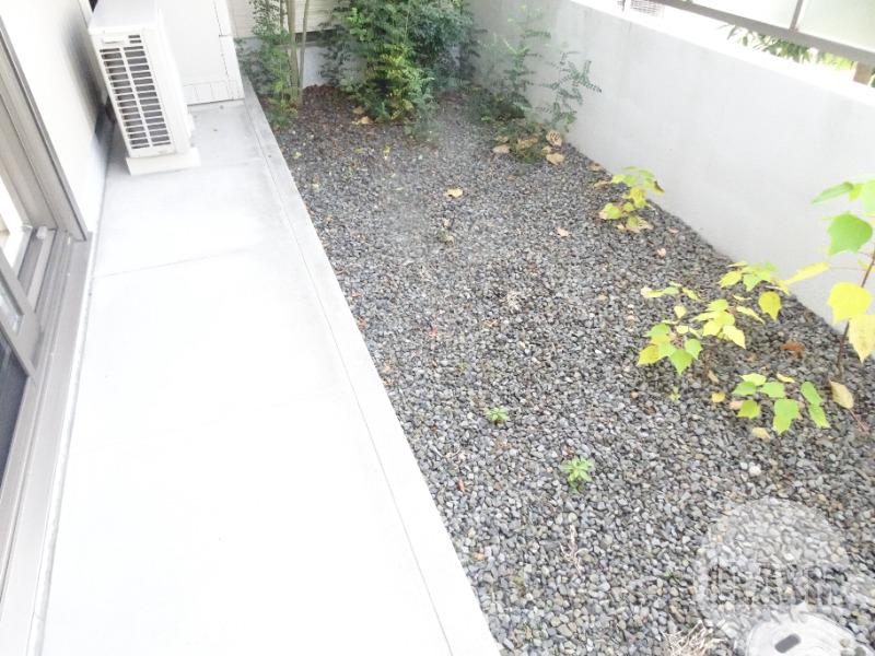 16/28 バルコニー