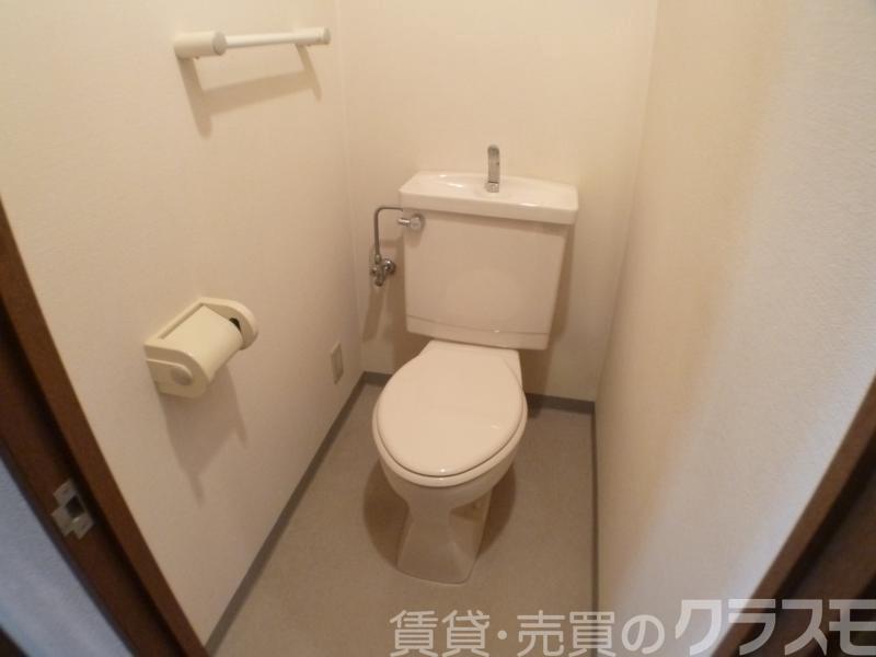 23/30 トイレ