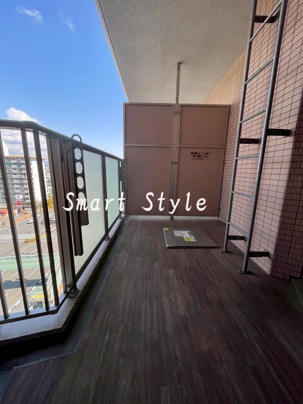 25/30 バルコニー