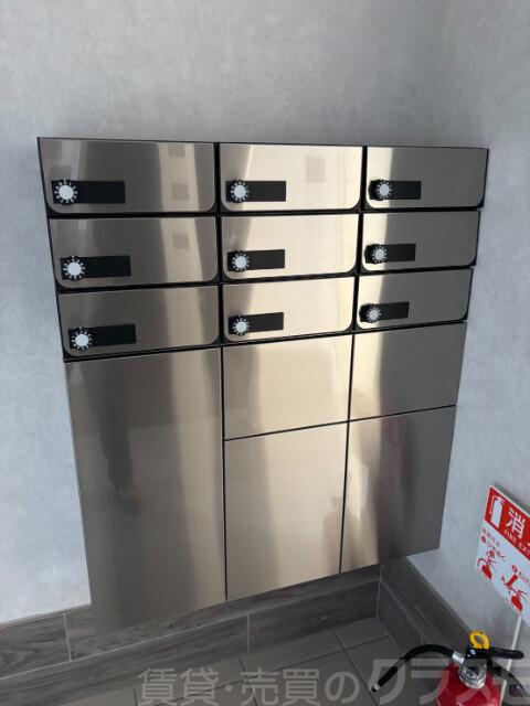 2/4 エントランス