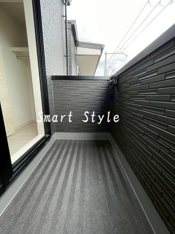 23/30 バルコニー