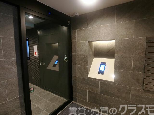 2/3 エントランス