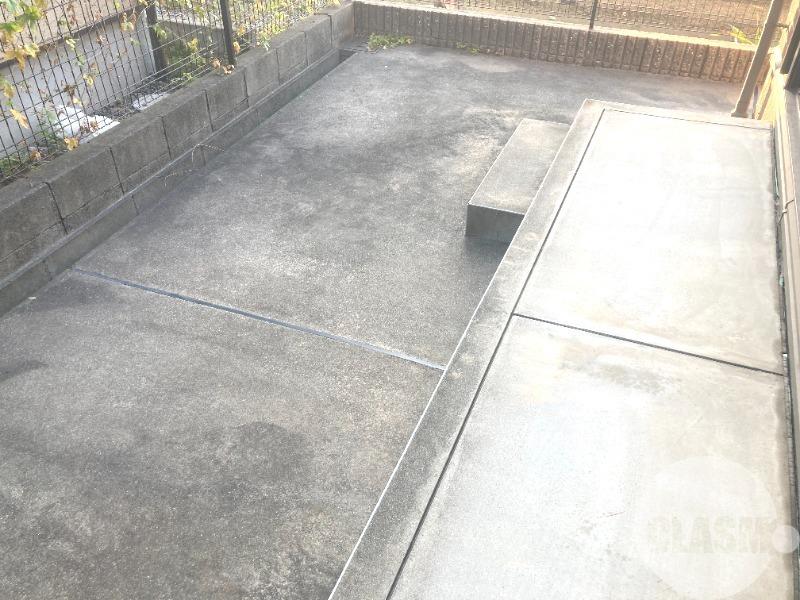 16/27 バルコニー