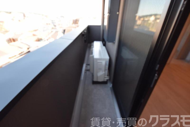 23/30 バルコニー