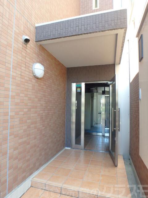 19/29 エントランス