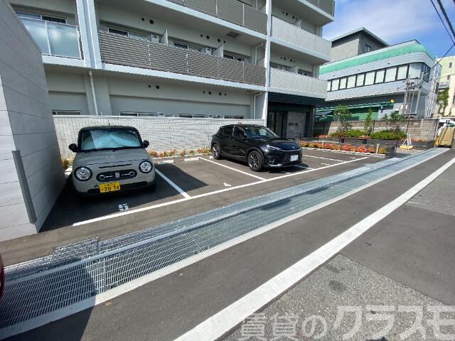 24/28 駐車場