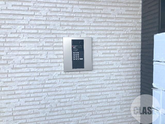 18/30 エントランス