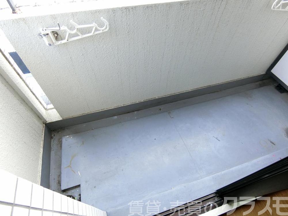 23/30 バルコニー