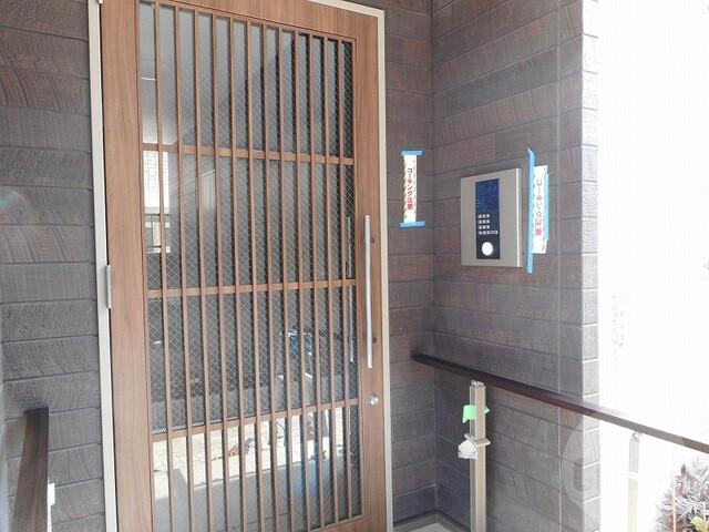 14/21 エントランス