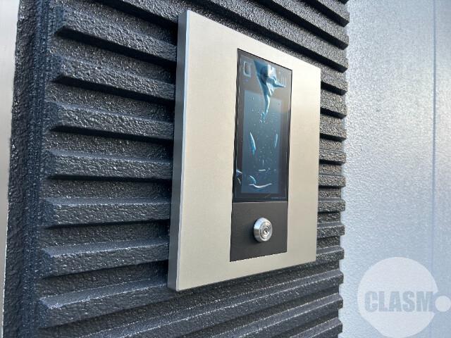 17/23 エントランス