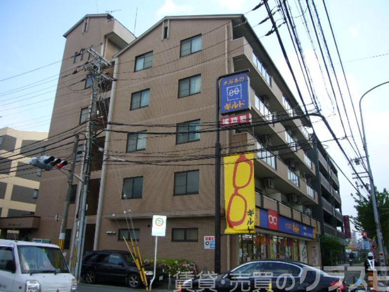 2/2 エントランス