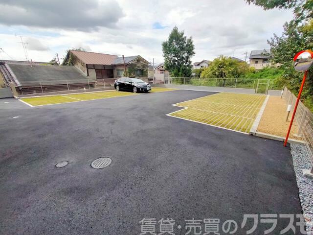 3/7 駐車場