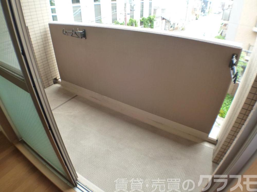 25/30 バルコニー