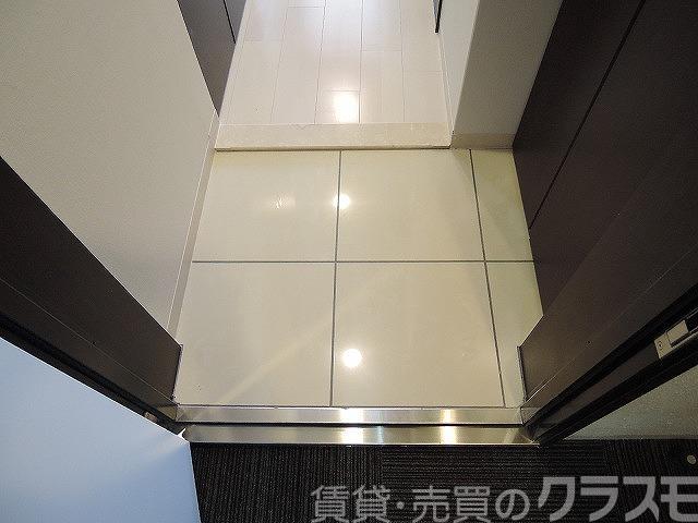 15/30 玄関