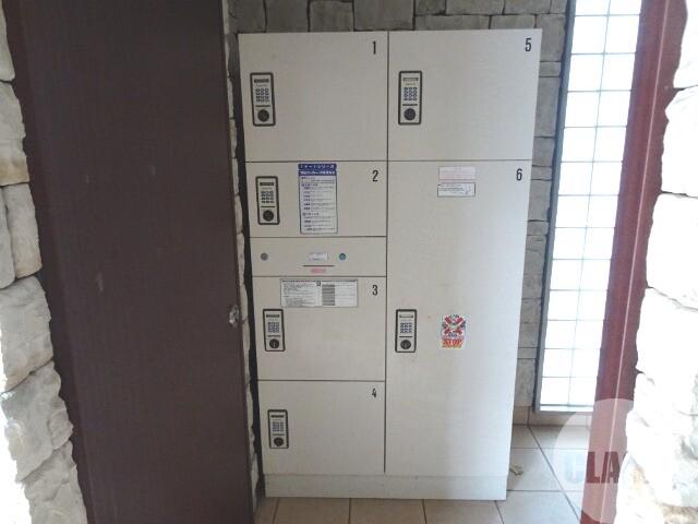 2/8 エントランス