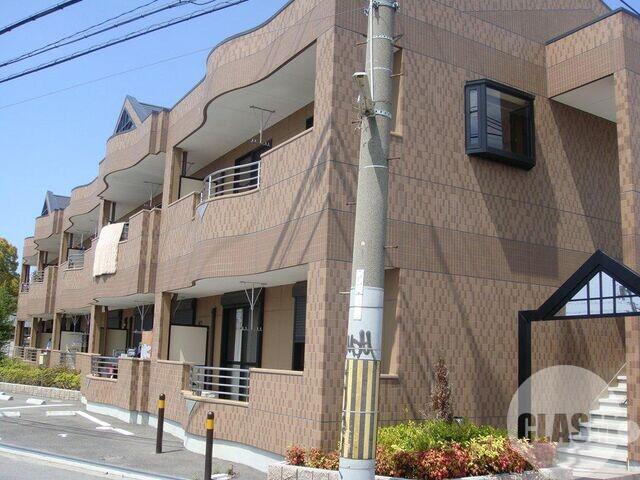 13/19 エントランス