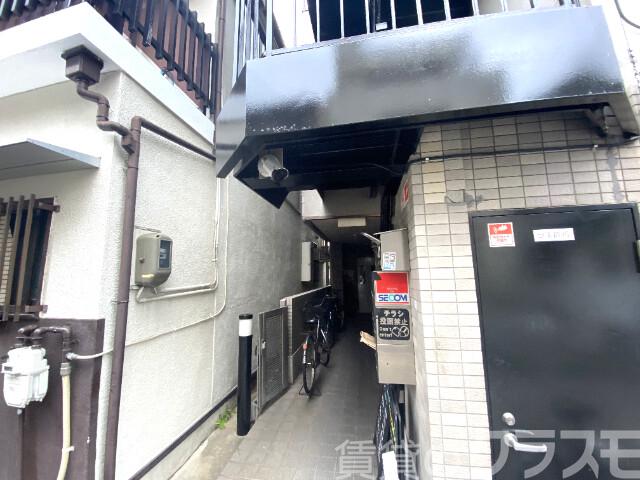 3/7 エントランス