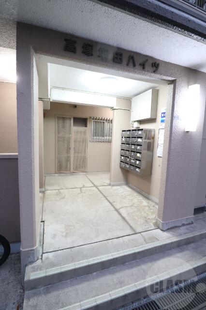 21/29 エントランス