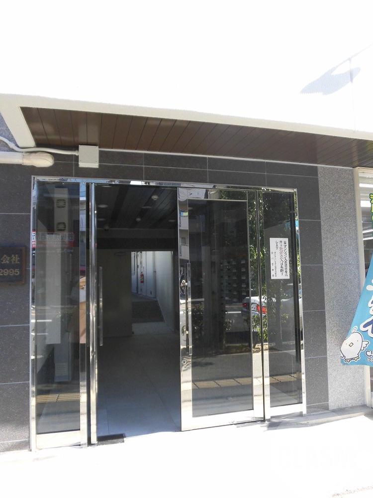 19/25 エントランス