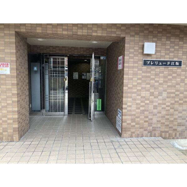 17/25 エントランス