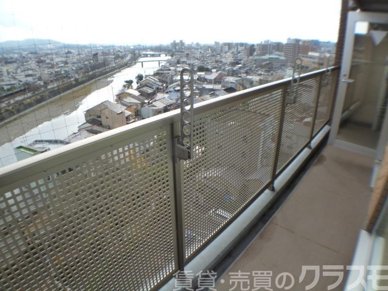 26/30 バルコニー