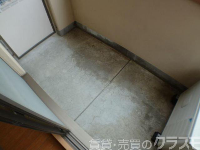 25/30 バルコニー