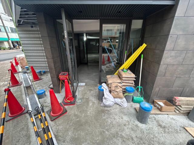 22/30 エントランス