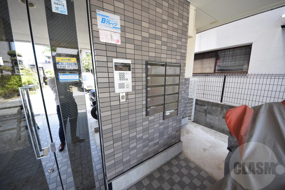 17/25 エントランス