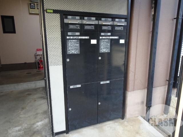 20/27 エントランス