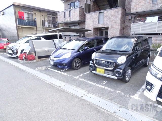 2/10 駐車場