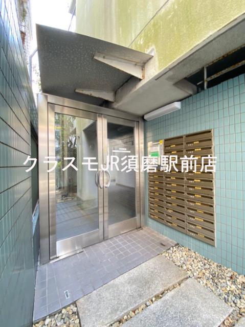 20/30 エントランス