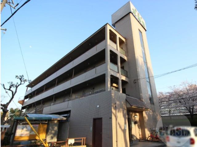 15/23 エントランス