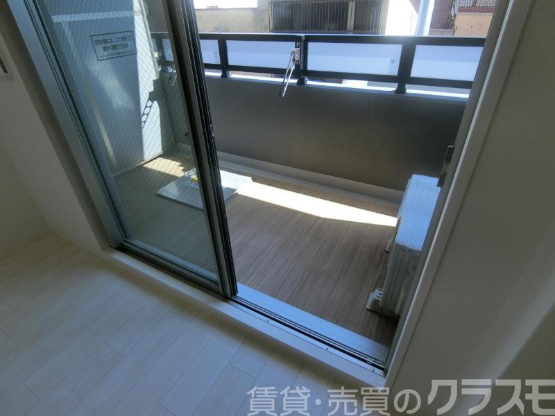 23/30 バルコニー