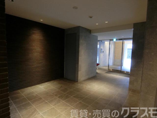 29/30 エントランス