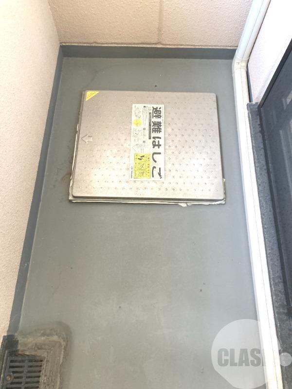 14/23 バルコニー