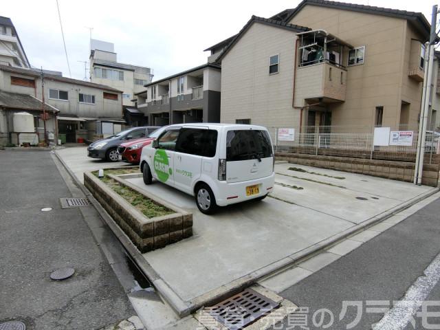 3/3 駐車場