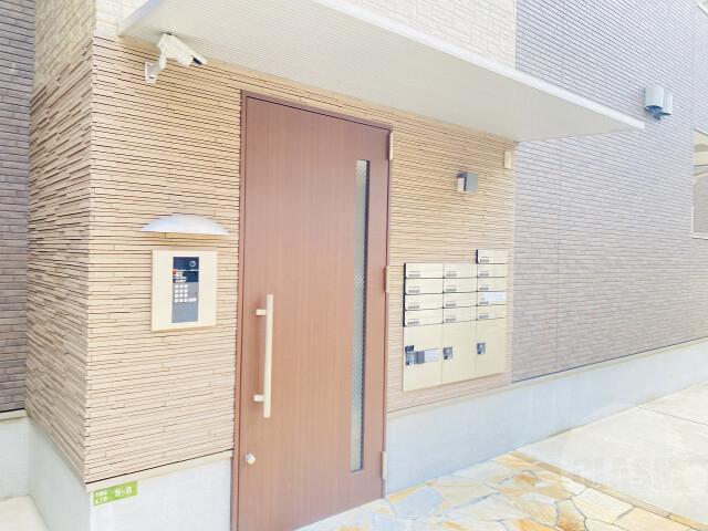 2/11 エントランス