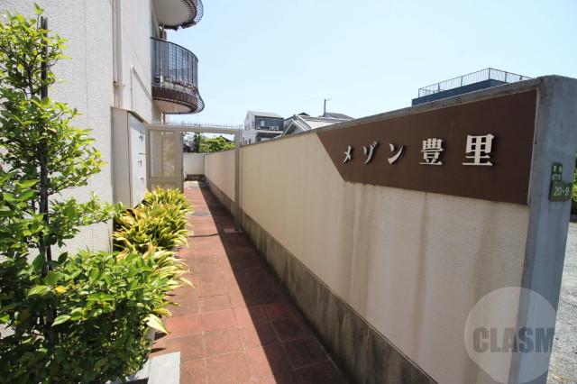 13/25 エントランス