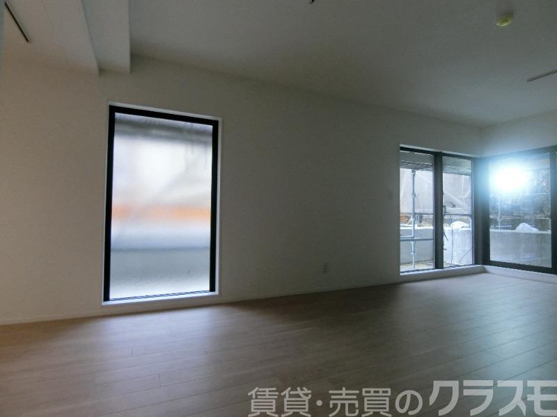 23/30 バルコニー